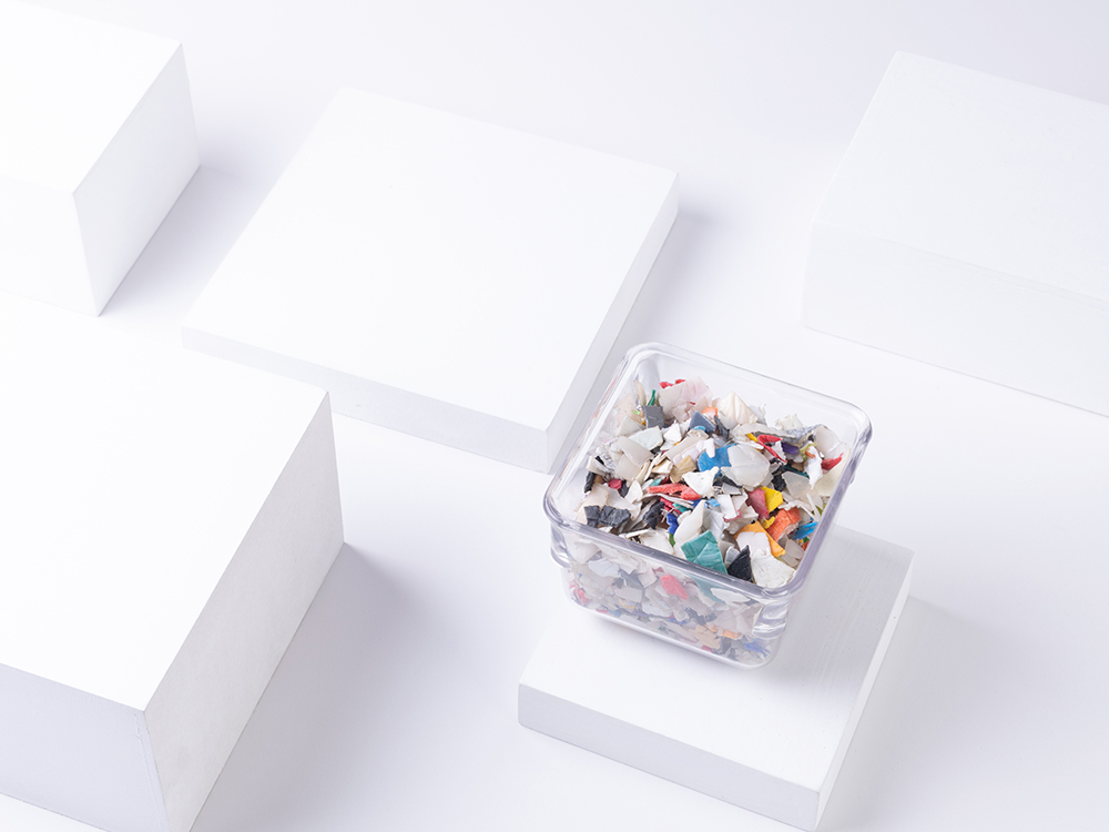 /Polietileno%20soplado%20molido%20multicolor